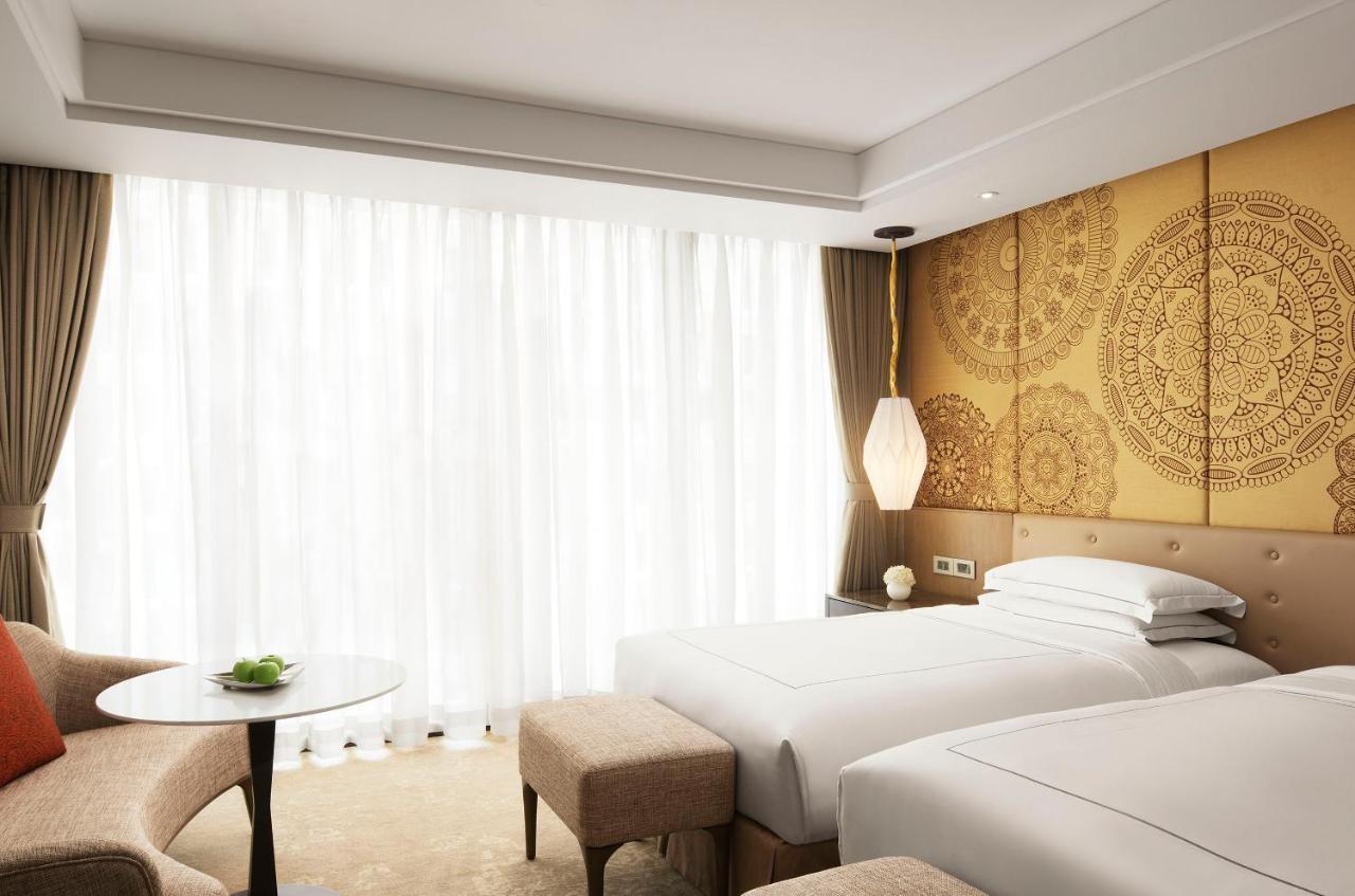 Taj Wellington Mews Chennai Hotel Buitenkant foto